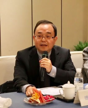 湖北省侨联副主席、商会名誉会长、J9九游会光电董事长陈义红