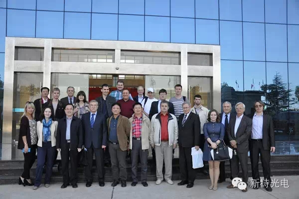 俄罗斯激光协会会长伊万教授率领的俄罗斯激光行业的激光专家、企业家等近30人访问我司